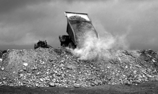 An image of mining environmental waste, supporting the shift toward recycled gold and eco-friendly practices.