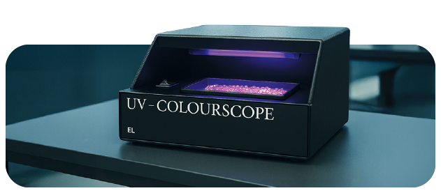 SGL UV light analysis determining a diamond's fluorescence behaviour in varying lighting environments.